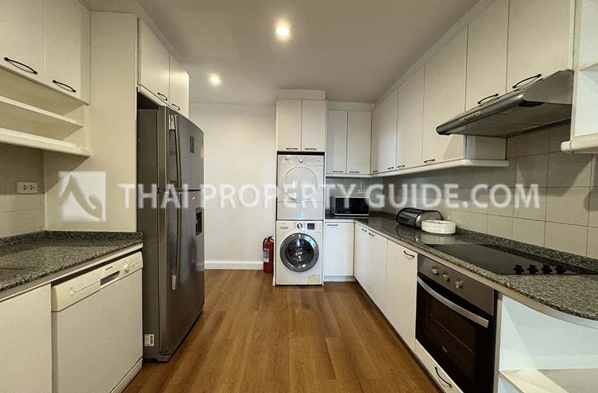 Apartment in Phaholyothin 
